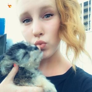 Meet your Posher, Lacy